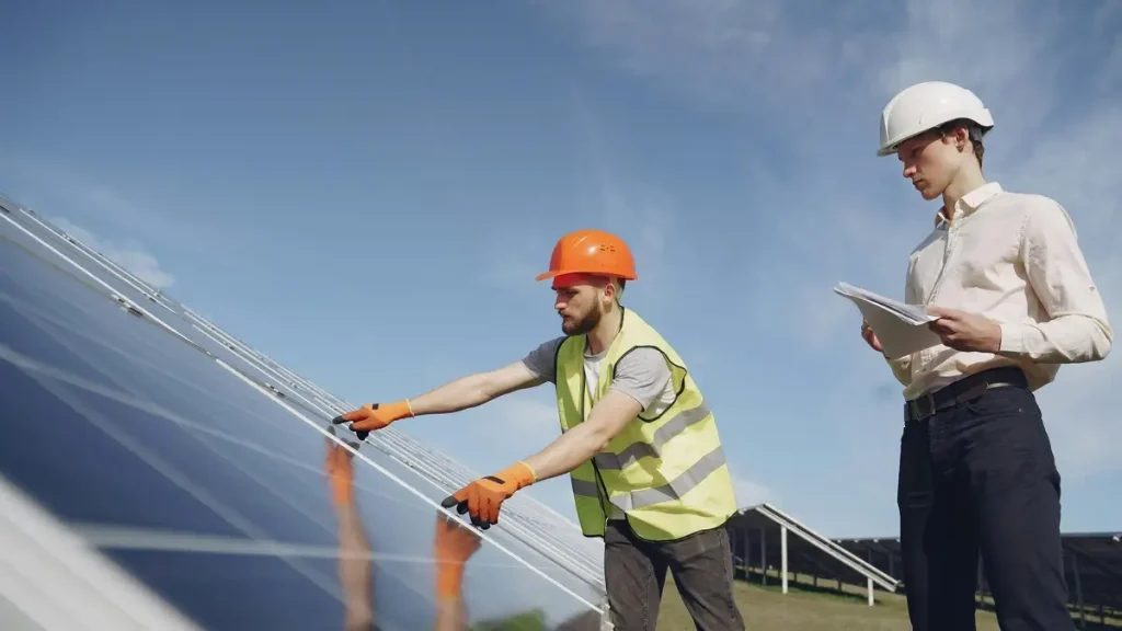 Sistema solar conectado melhora integração e reduz custos de operação