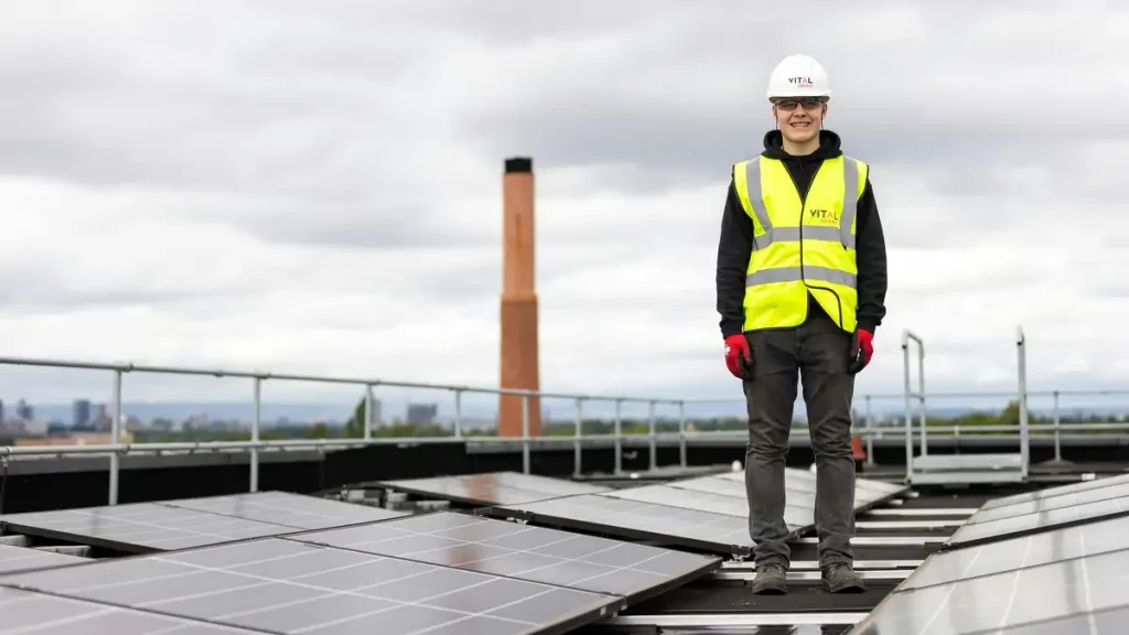 Empresas utilizam energia fotovoltaica como vantagem estratégica