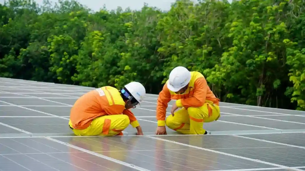 Sistema solar conectado melhora integração e reduz custos de operação
